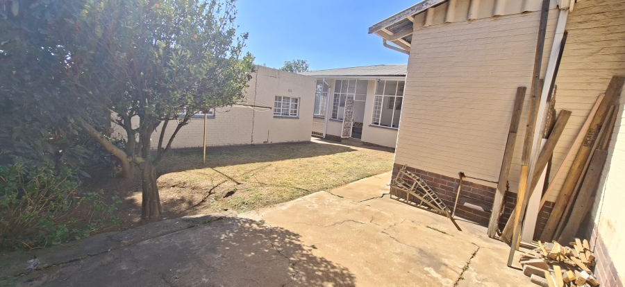 4 Bedroom Property for Sale in Wentworth Park Gauteng