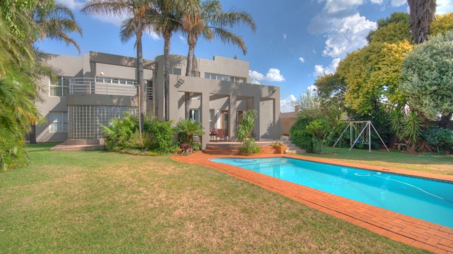 7 Bedroom Property for Sale in Lenasia South Gauteng