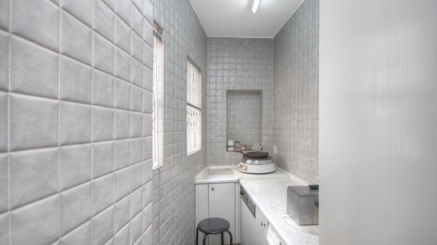 7 Bedroom Property for Sale in Lenasia South Gauteng