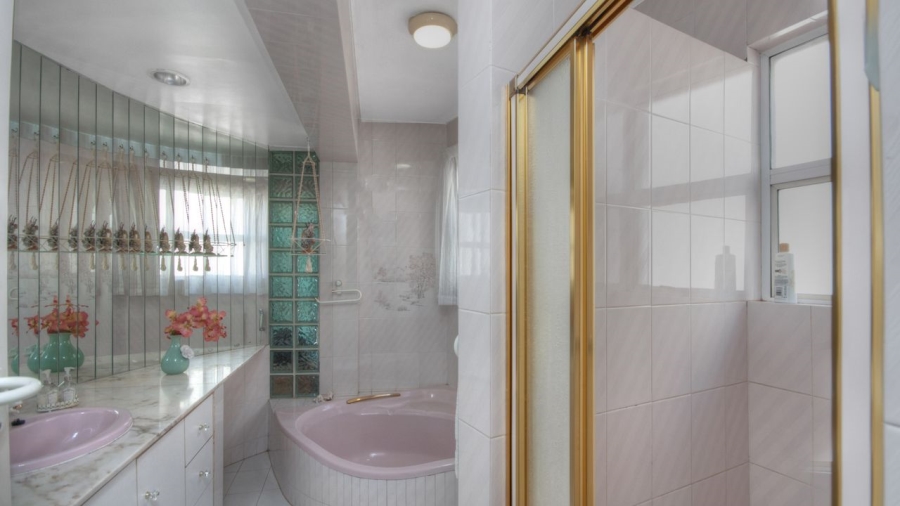 7 Bedroom Property for Sale in Lenasia South Gauteng