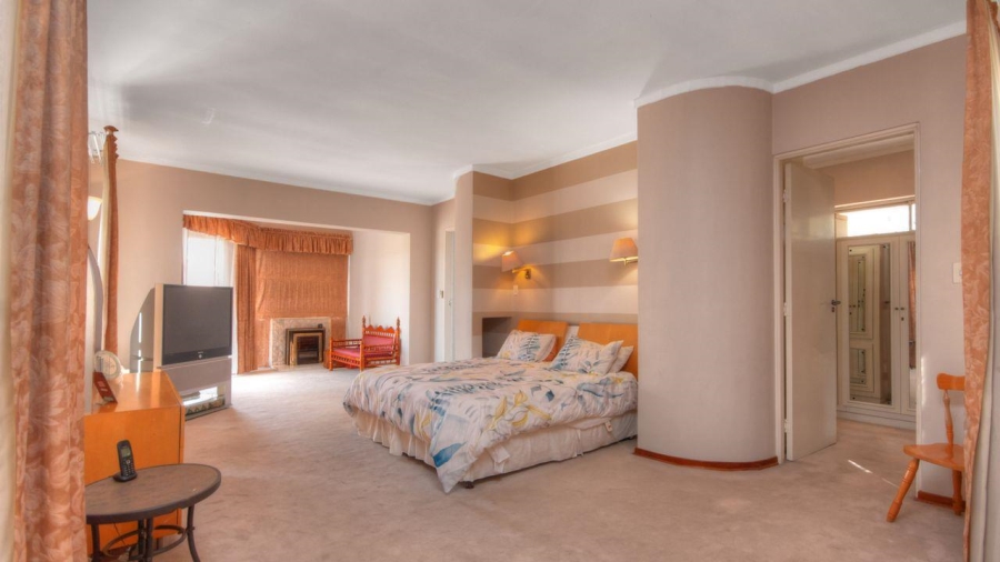 7 Bedroom Property for Sale in Lenasia South Gauteng