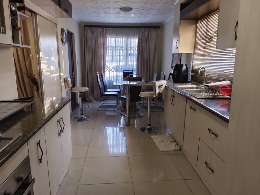 3 Bedroom Property for Sale in Klopperpark Gauteng