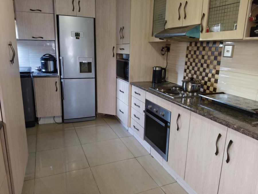3 Bedroom Property for Sale in Klopperpark Gauteng