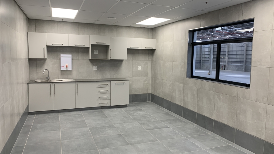 To Let Commercial Property for Rent in Longlake Gauteng