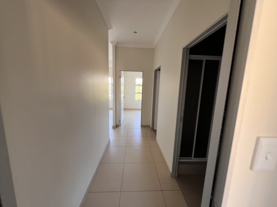 To Let 2 Bedroom Property for Rent in Ormonde Gauteng