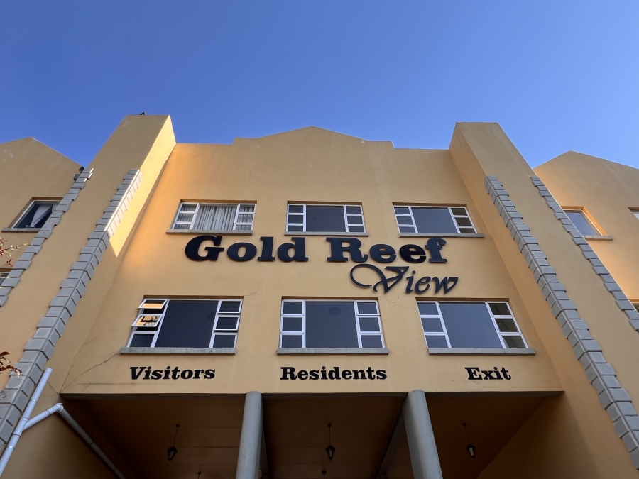 To Let 2 Bedroom Property for Rent in Ormonde Gauteng