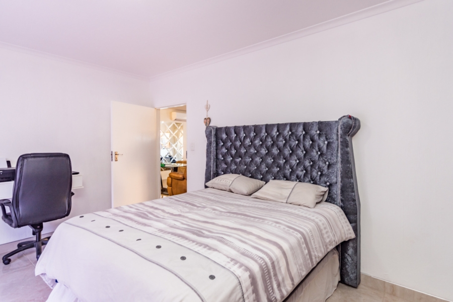 2 Bedroom Property for Sale in Monument Gauteng