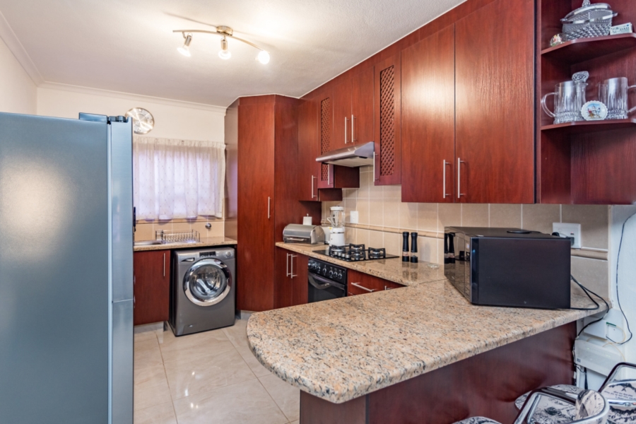 2 Bedroom Property for Sale in Monument Gauteng