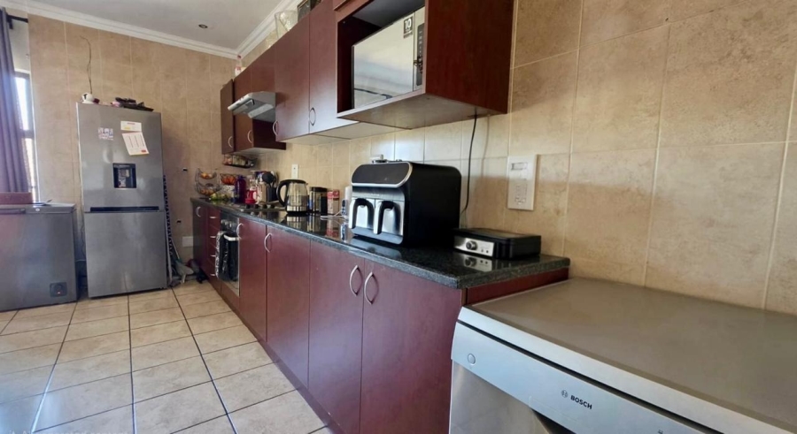 2 Bedroom Property for Sale in Zwartkop Golf Estate Gauteng