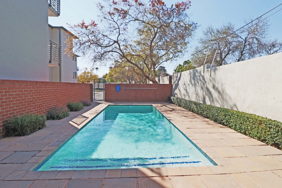 1 Bedroom Property for Sale in Ferndale Gauteng