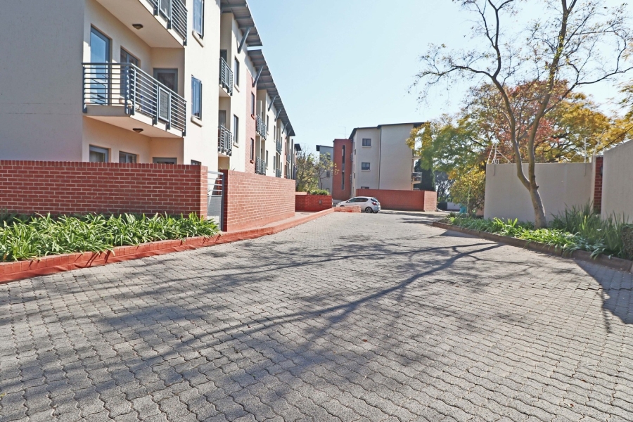 1 Bedroom Property for Sale in Ferndale Gauteng