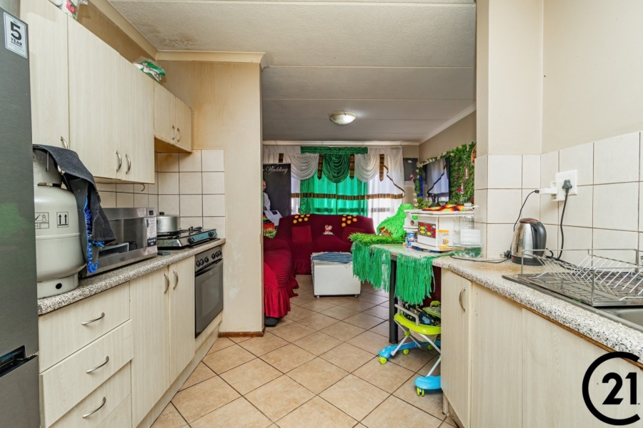 2 Bedroom Property for Sale in Terenure Gauteng