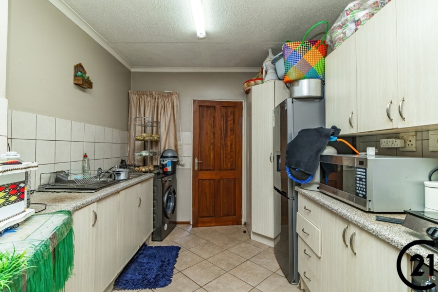 2 Bedroom Property for Sale in Terenure Gauteng