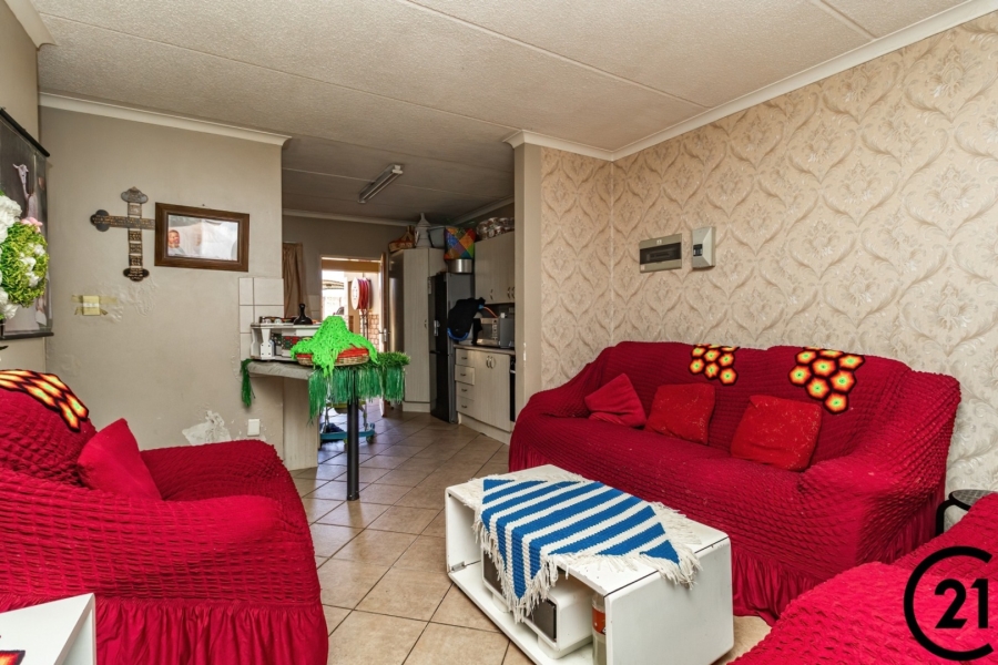 2 Bedroom Property for Sale in Terenure Gauteng