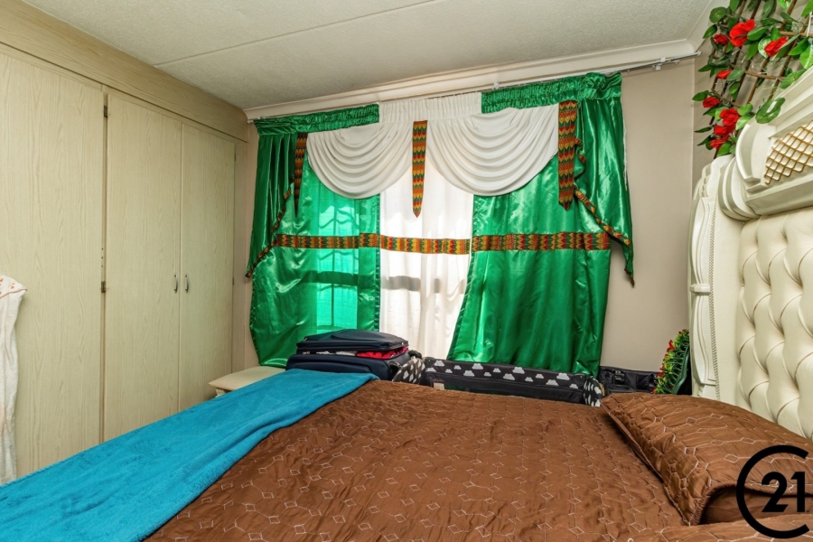 2 Bedroom Property for Sale in Terenure Gauteng