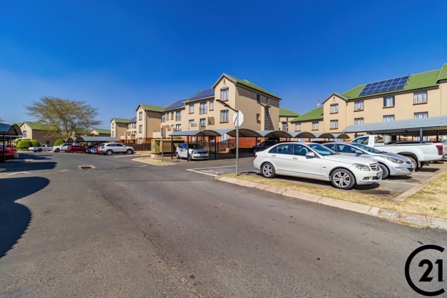 2 Bedroom Property for Sale in Terenure Gauteng
