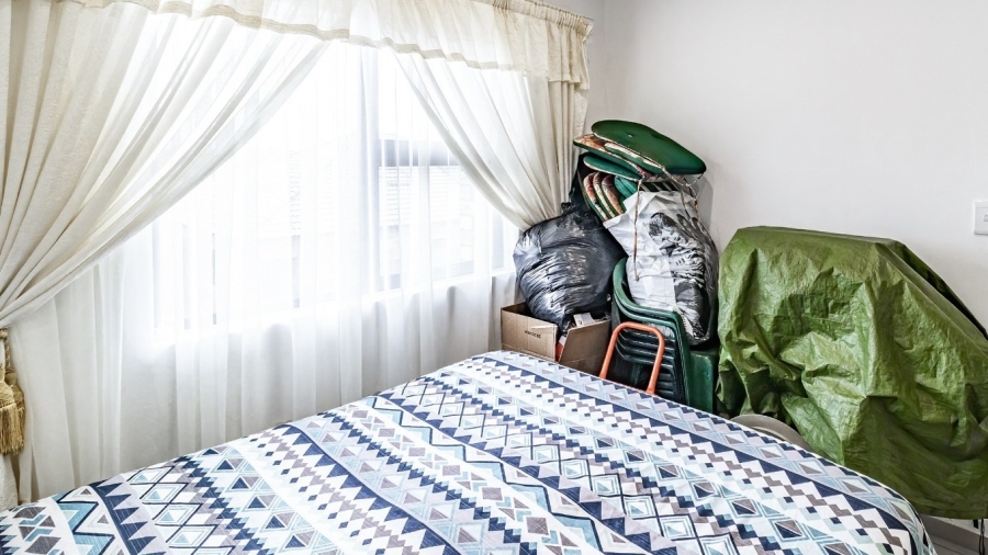 3 Bedroom Property for Sale in Brackendowns Gauteng