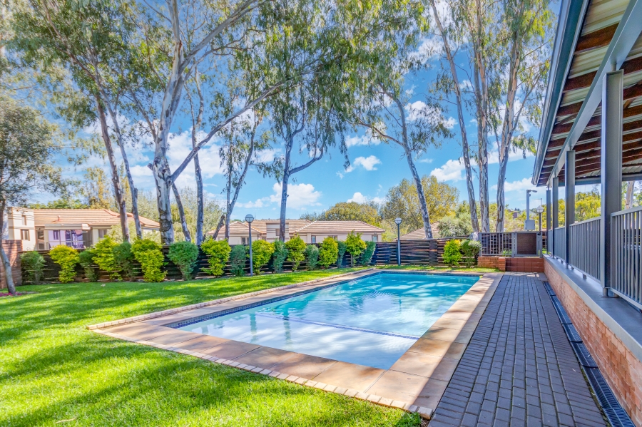 To Let 2 Bedroom Property for Rent in Kyalami Gauteng