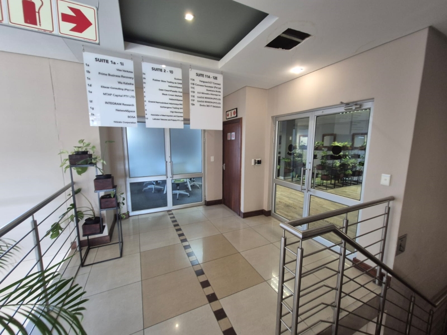 To Let Commercial Property for Rent in Die Hoewes Gauteng