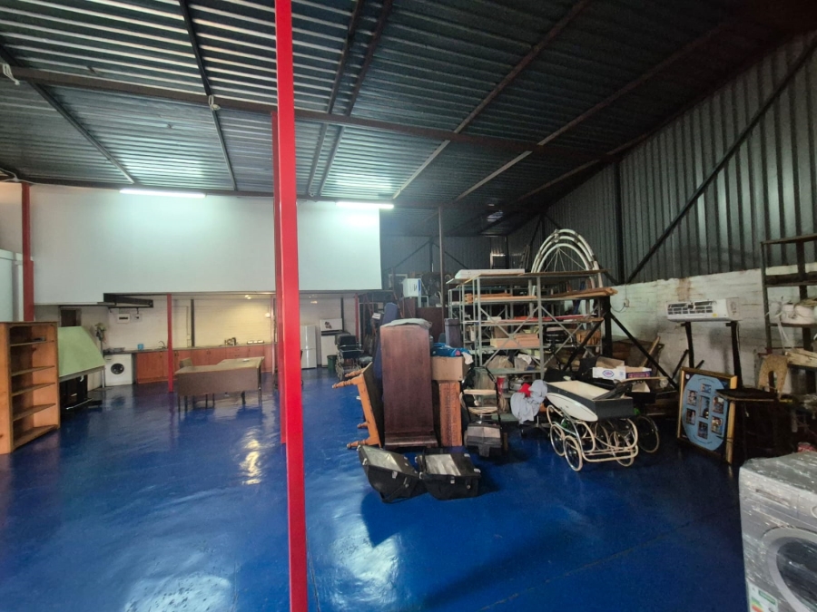 To Let Commercial Property for Rent in Gateway Industrial Park Gauteng