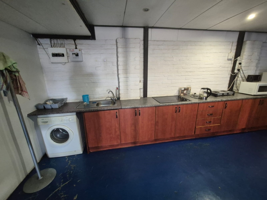 To Let Commercial Property for Rent in Gateway Industrial Park Gauteng