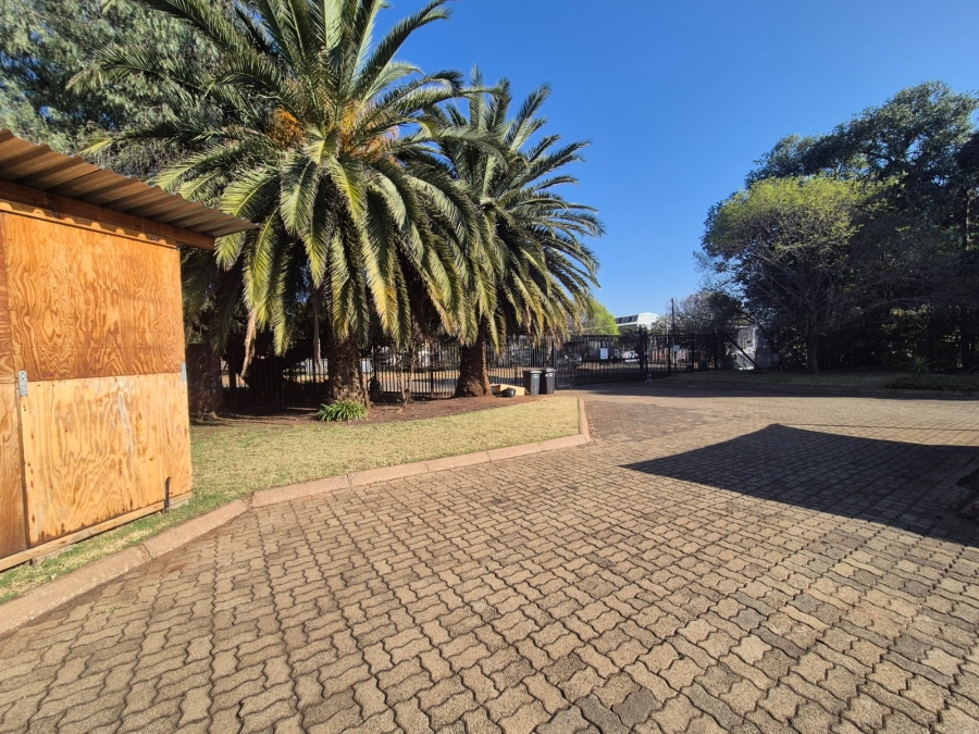 To Let Commercial Property for Rent in Gateway Industrial Park Gauteng