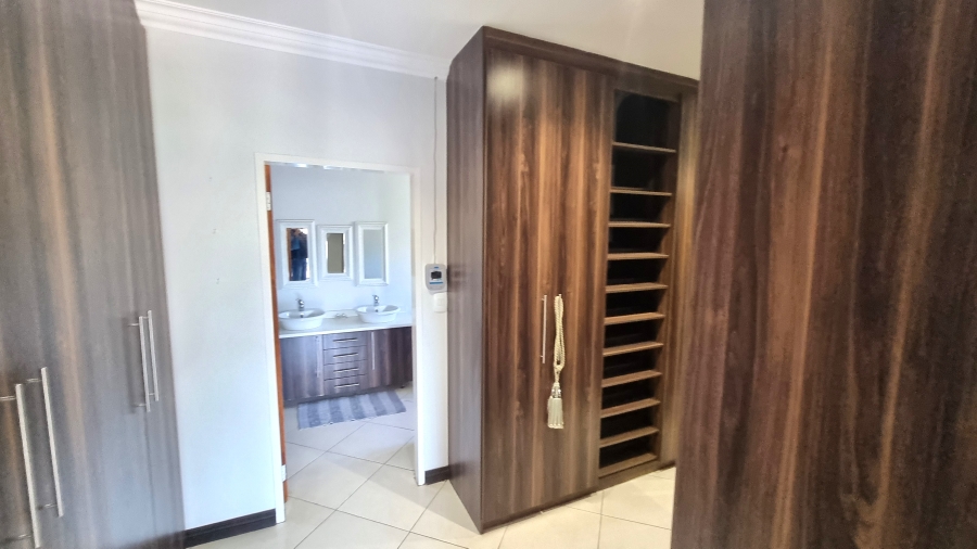 3 Bedroom Property for Sale in Six Fountains Residential Estate Gauteng