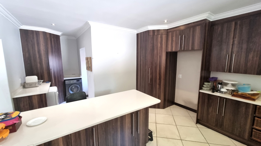 3 Bedroom Property for Sale in Six Fountains Residential Estate Gauteng