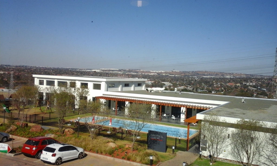 3 Bedroom Property for Sale in Greenstone Ridge Gauteng