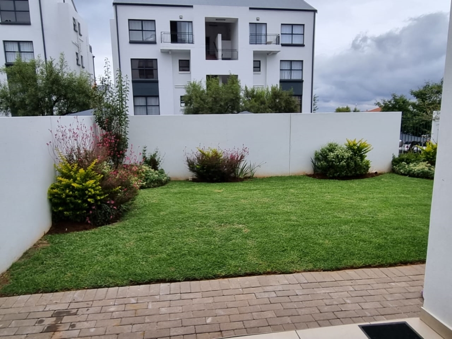 3 Bedroom Property for Sale in Greenstone Ridge Gauteng