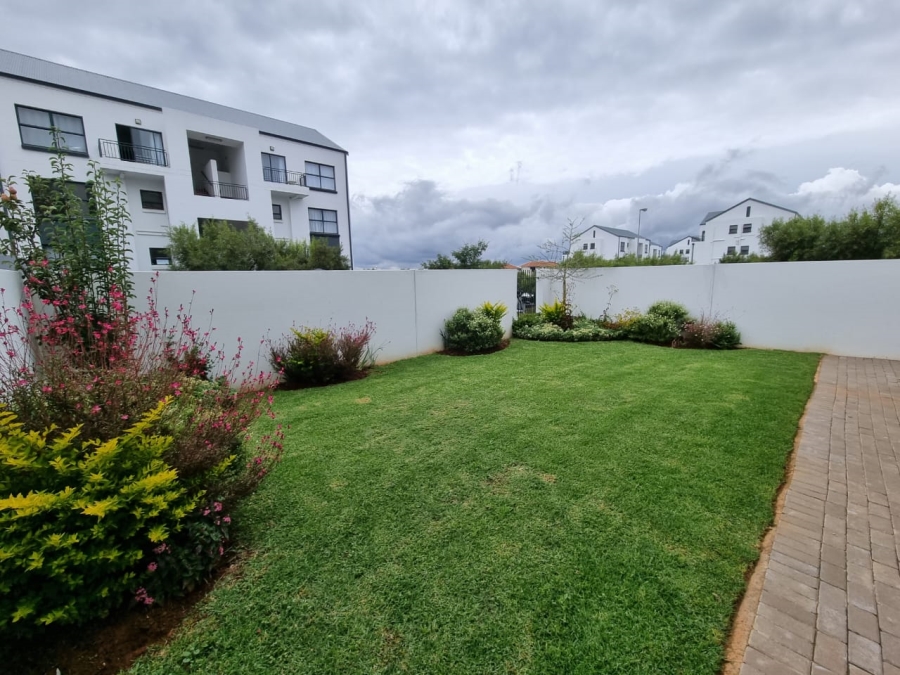 3 Bedroom Property for Sale in Greenstone Ridge Gauteng