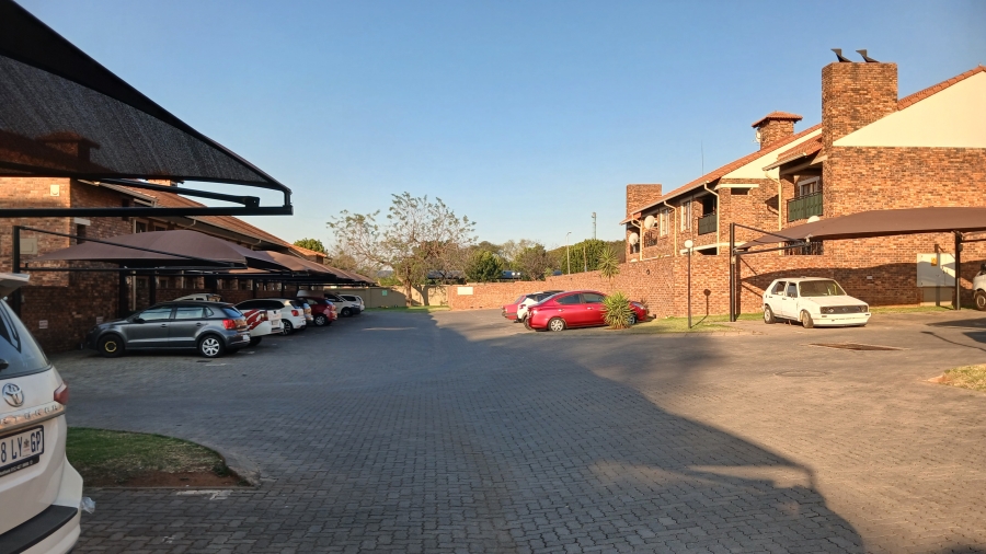 2 Bedroom Property for Sale in Montana Gauteng