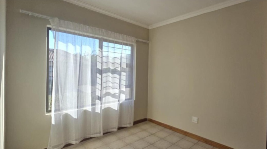 3 Bedroom Property for Sale in Sinoville Gauteng