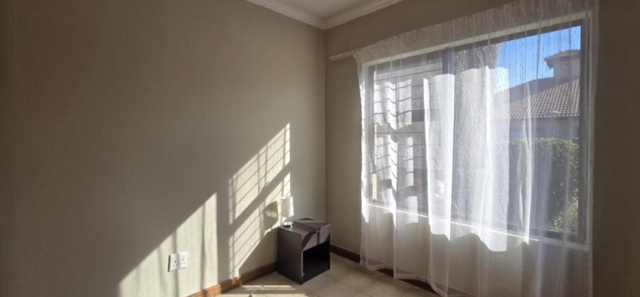 3 Bedroom Property for Sale in Sinoville Gauteng