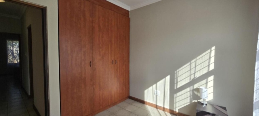 3 Bedroom Property for Sale in Sinoville Gauteng
