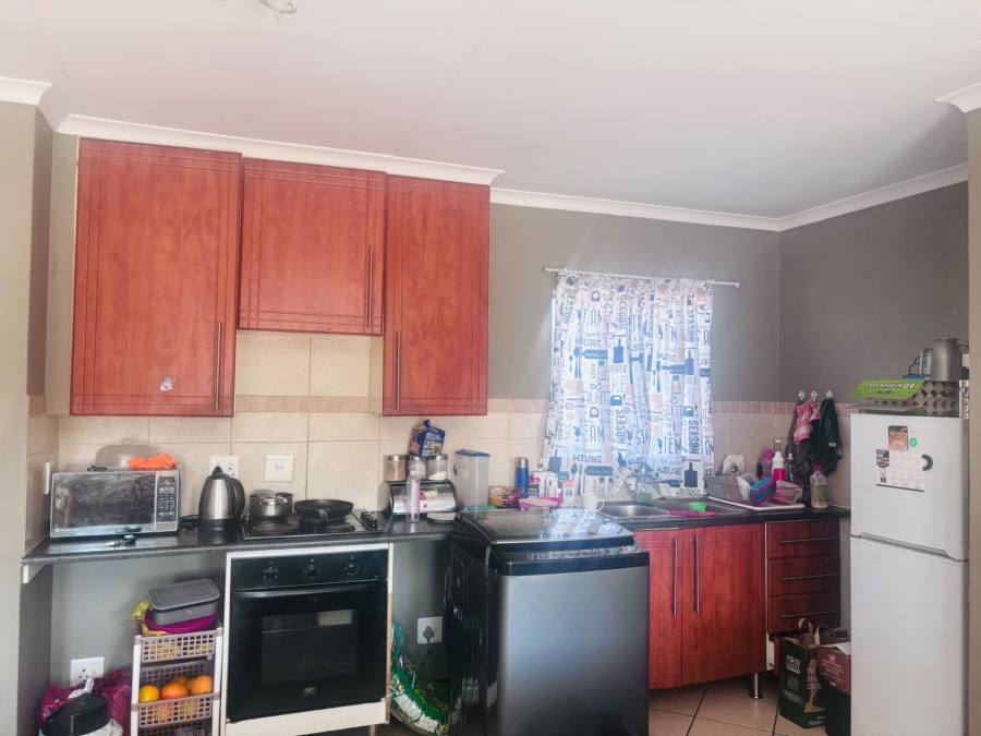 To Let 3 Bedroom Property for Rent in Equestria Gauteng