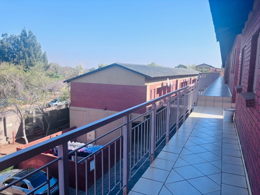 To Let 3 Bedroom Property for Rent in Equestria Gauteng