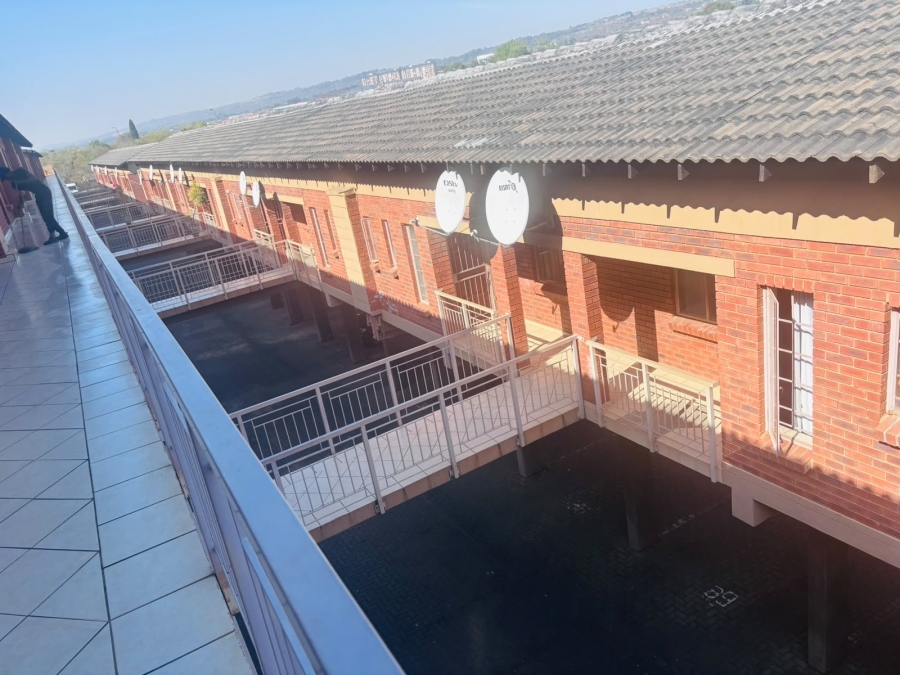 To Let 3 Bedroom Property for Rent in Equestria Gauteng