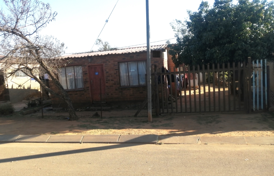 2 Bedroom Property for Sale in Tsakane Gauteng