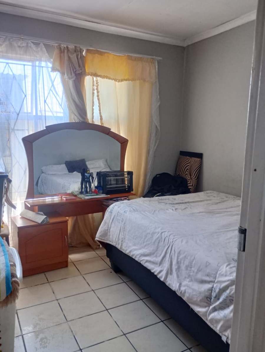 3 Bedroom Property for Sale in Moleleki Gauteng