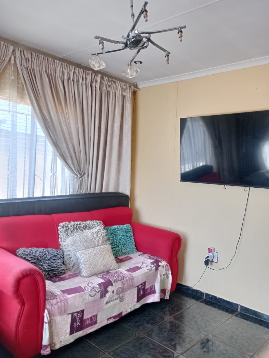 3 Bedroom Property for Sale in Vosloorus Ext 5 Gauteng
