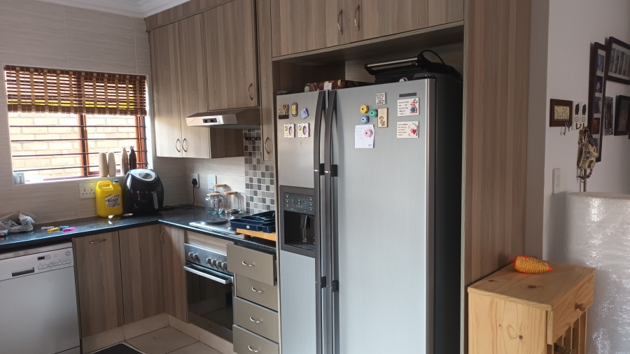 To Let 3 Bedroom Property for Rent in Chancliff A H Gauteng