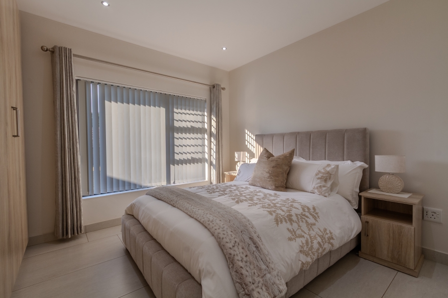 5 Bedroom Property for Sale in Die Wilgers Gauteng