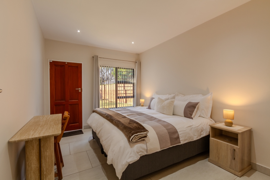 5 Bedroom Property for Sale in Die Wilgers Gauteng