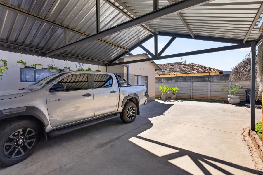3 Bedroom Property for Sale in Villieria Gauteng