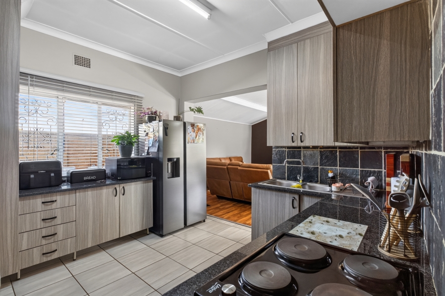 3 Bedroom Property for Sale in Villieria Gauteng