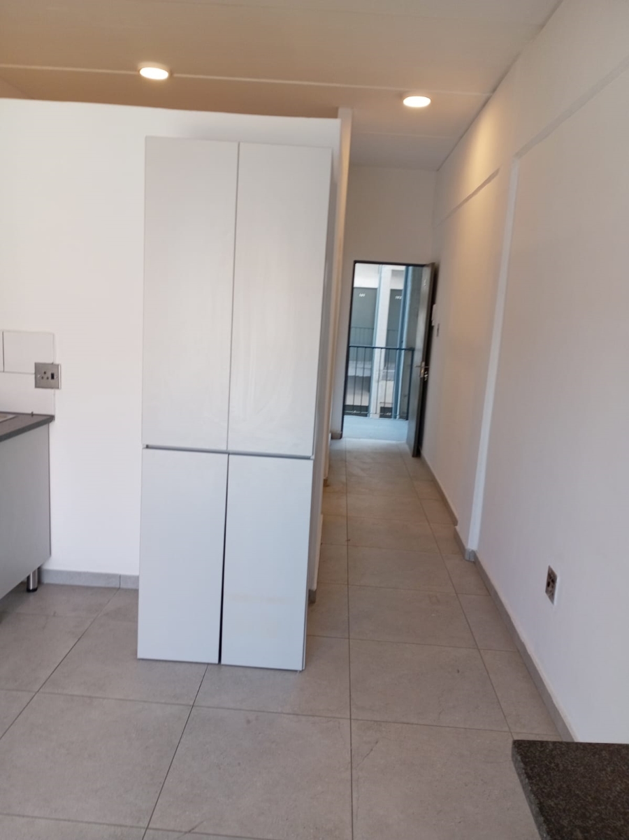 1 Bedroom Property for Sale in Ferndale Gauteng