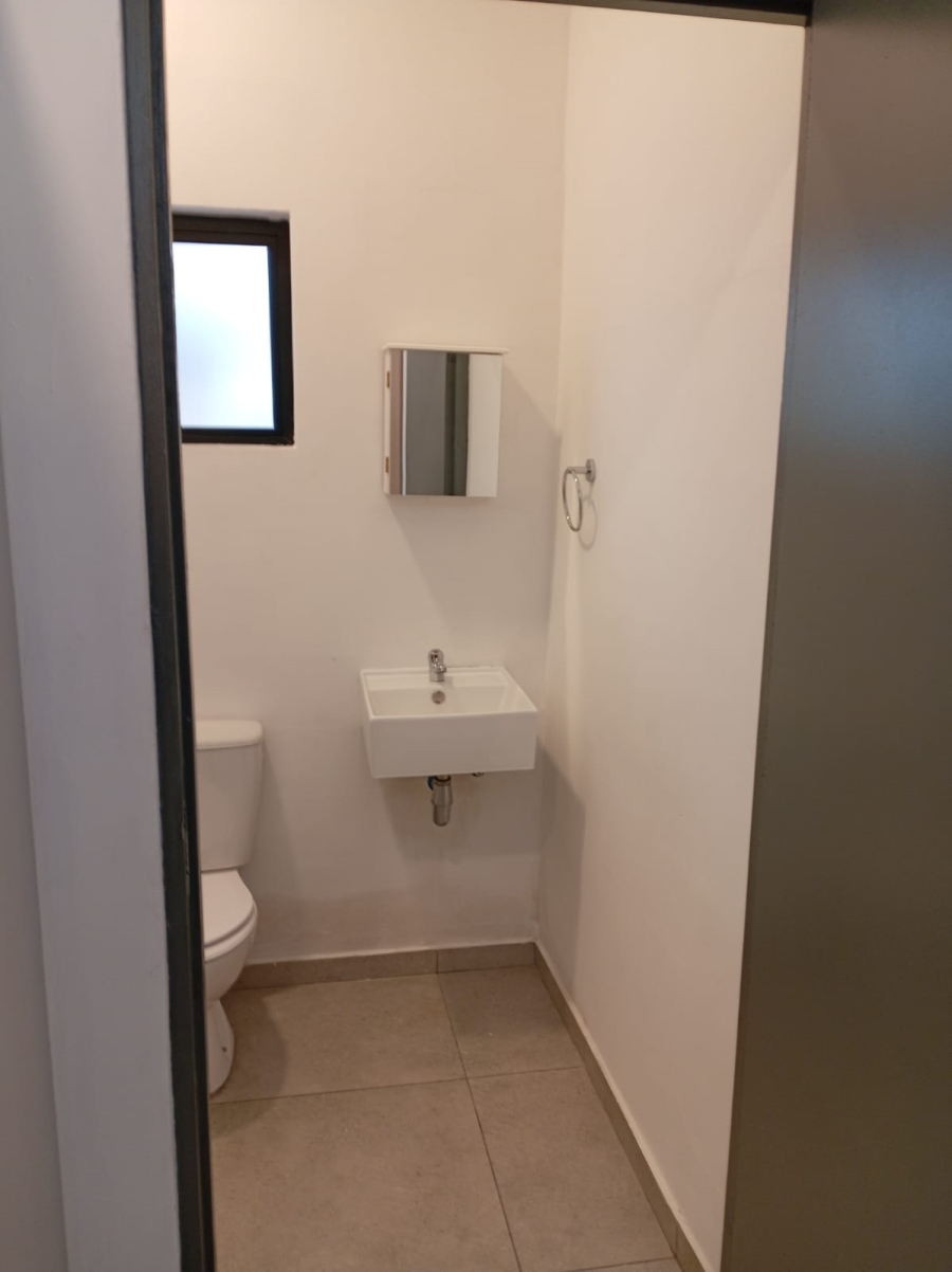 1 Bedroom Property for Sale in Ferndale Gauteng