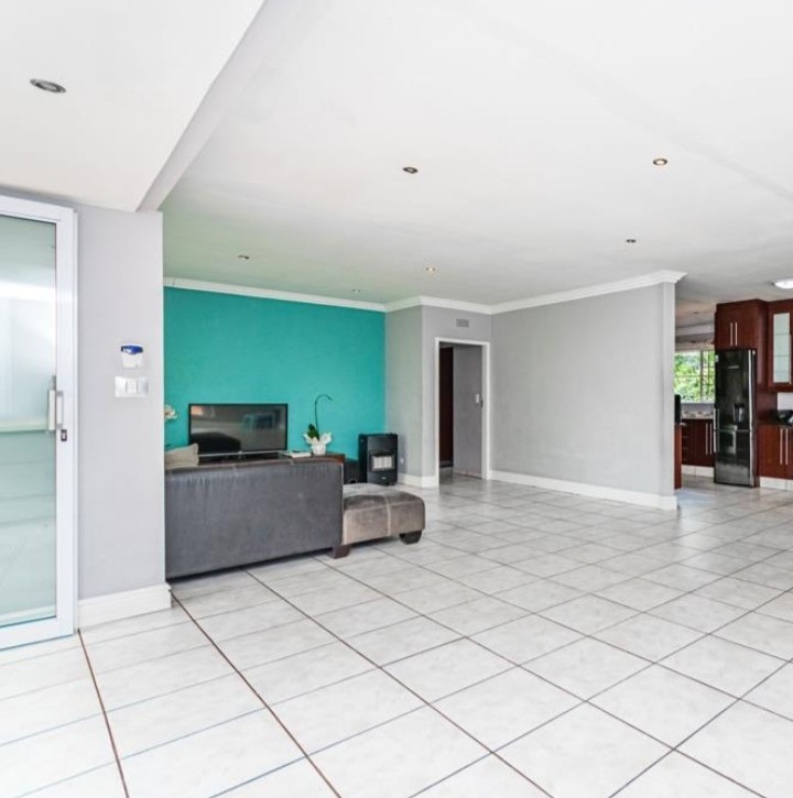 3 Bedroom Property for Sale in Ferndale Gauteng