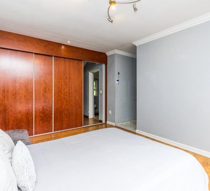 3 Bedroom Property for Sale in Ferndale Gauteng
